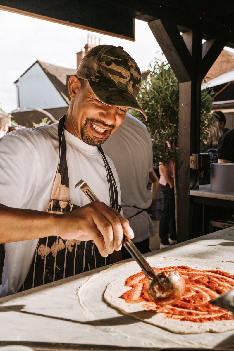 Lussmanns Woburn pizza making